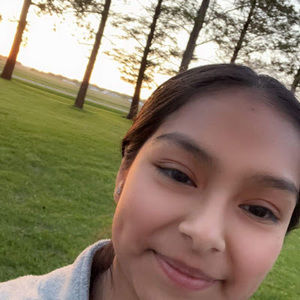 Meet your Posher, Evelyn